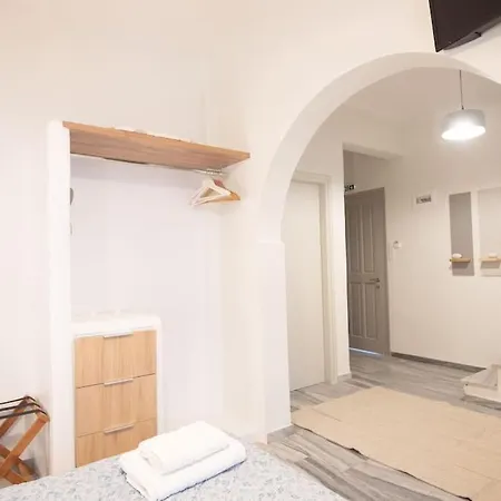 Swell S10 Maisonette With Private Jacuzzi In * Naousa (Paros)