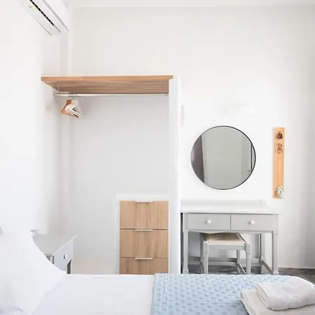Swell S10 Maisonette With Private Jacuzzi In Apartment Naousa (Paros)