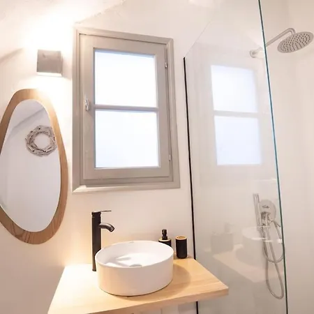 Swell S10 Maisonette With Private Jacuzzi In Apartment Naousa (Paros)